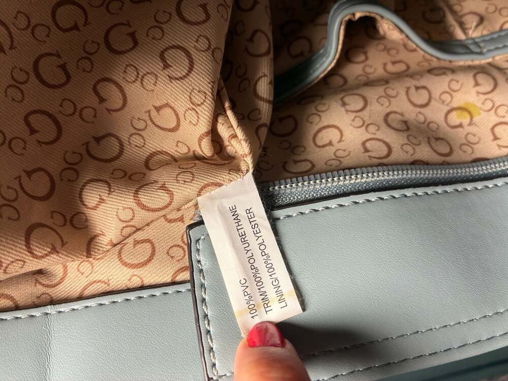 Y2K Guess Delphine Logo Tote Bag in White and Blue - Picture 10 of 13